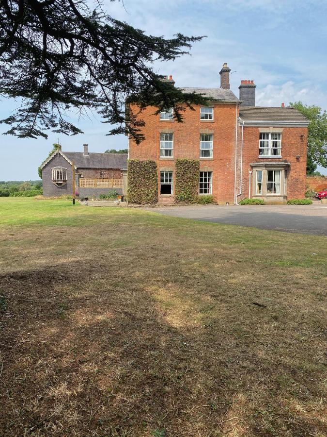 Coundon Lodge Coventry Exterior foto