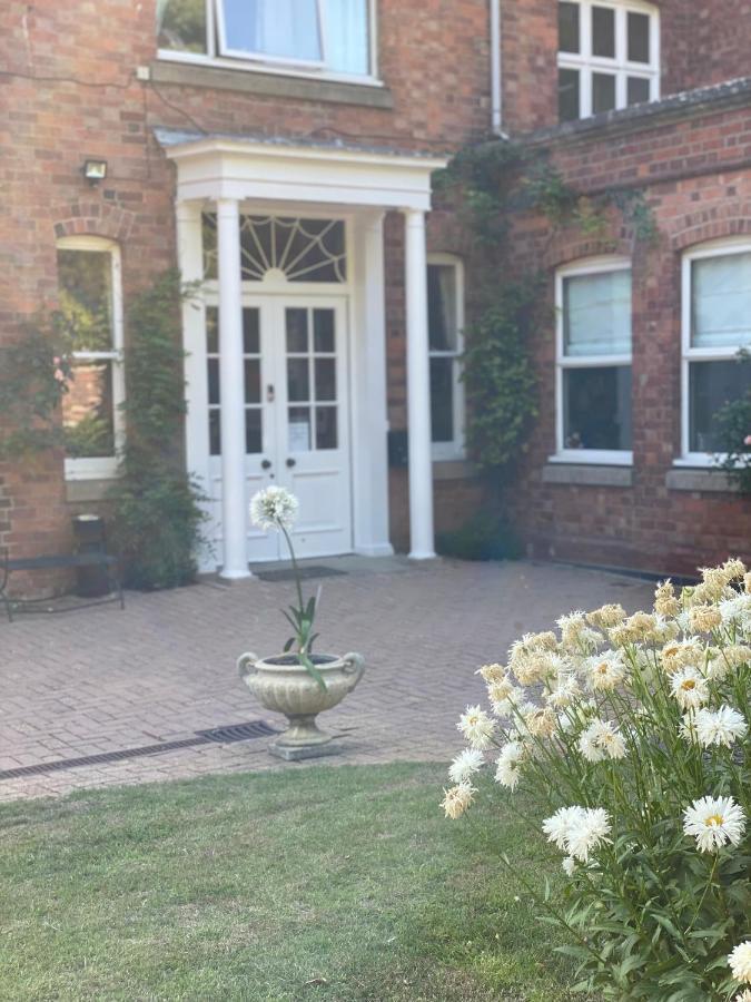 Coundon Lodge Coventry Exterior foto